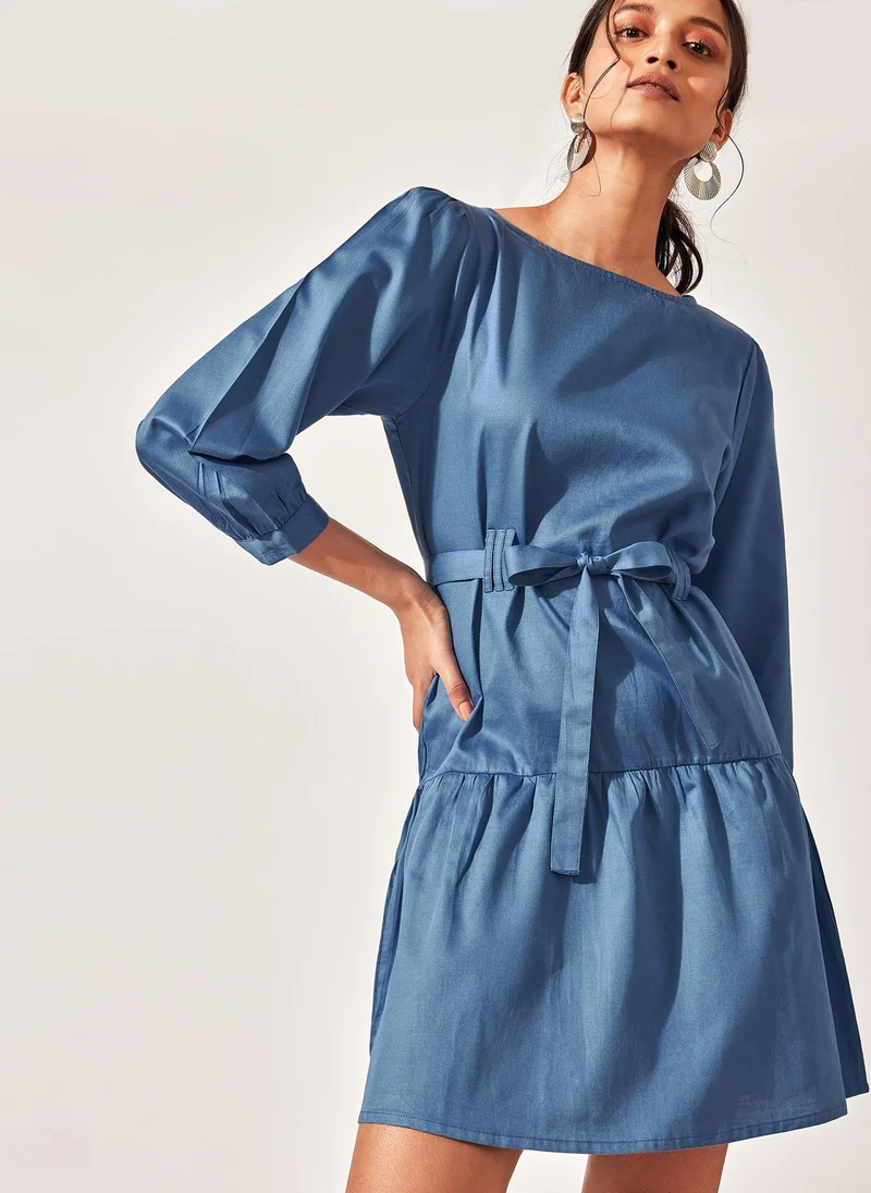 ذا ليبل لايف فستان ميني بخصر منخفض بلون الأردواز